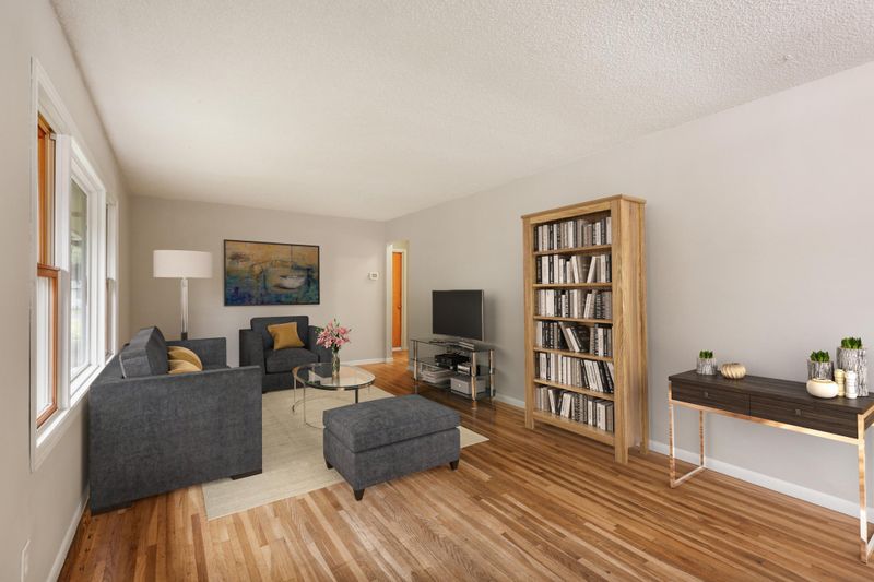 172 Pilot Ave, Fridley, MN 55421