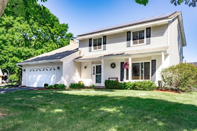 12400 Jack Pine Trl, Eden Prairie, MN 55347