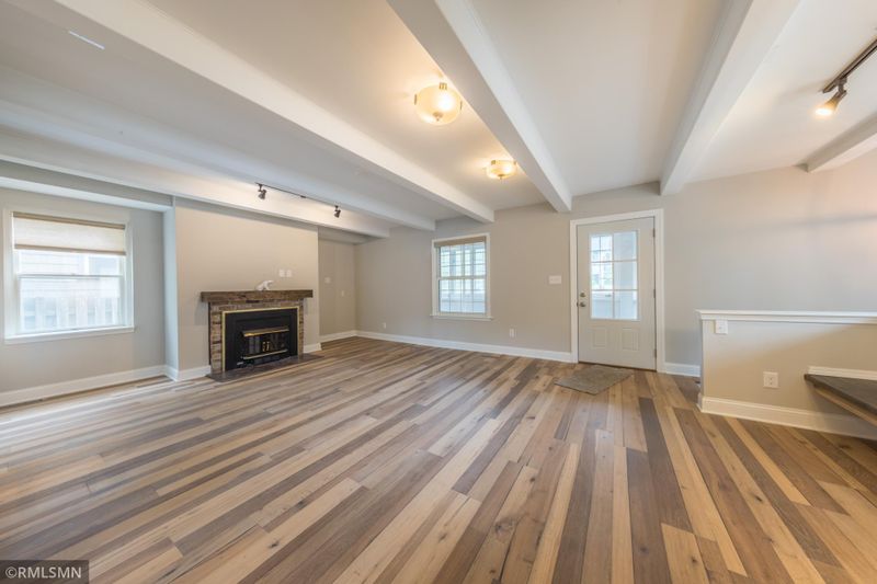 4951 Johnson Ave, White Bear Lake, MN 55110