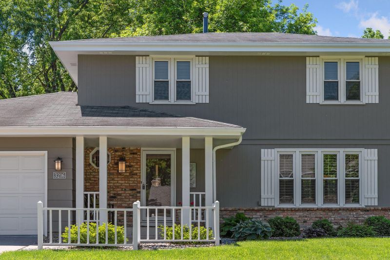 3216 Gettysburg Ave N, New Hope, MN 55427