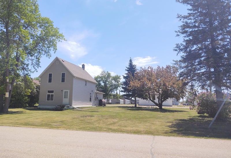 106 5th, Donnelly, MN 56235