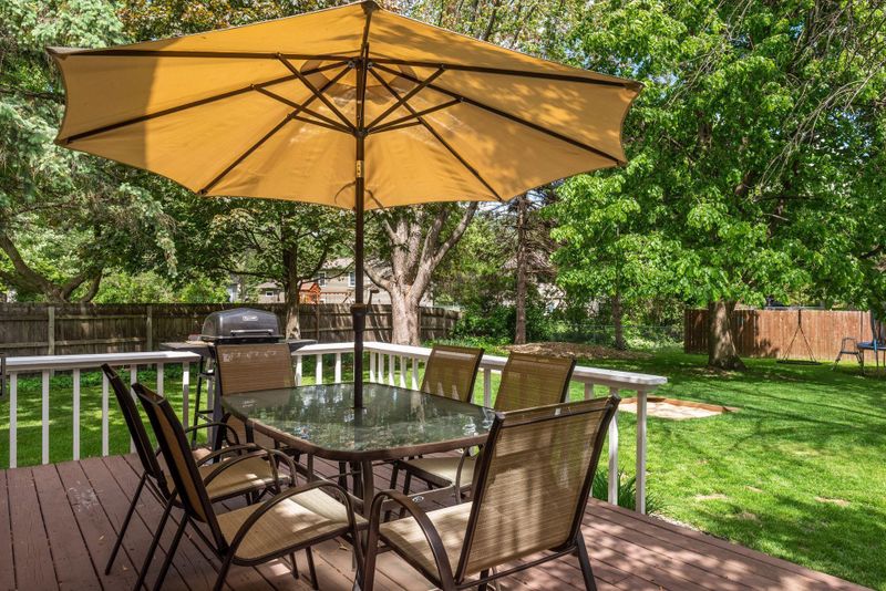 4342 Golden Meadow Ct, Eagan, MN 55123