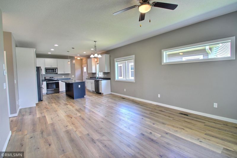 475 Pintail Cir, Annandale, MN 55302