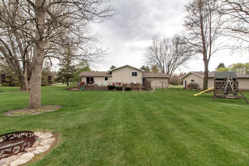 5267 Logan St SE, Rochester, MN 55904