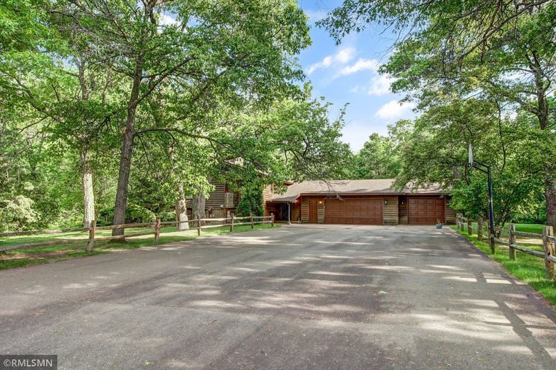 7459 397th St, North Branch, MN 55056