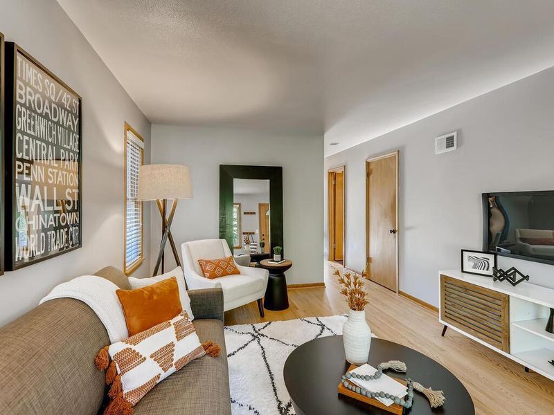1445 Kentucky Ave S, Saint Louis Park, MN 55426