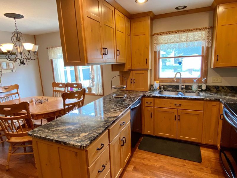 528 N 3rd St, Montevideo, MN 56265
