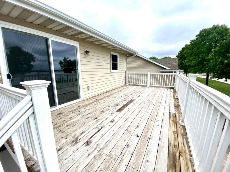 502 W Lake Ave, Worthington, MN 56187