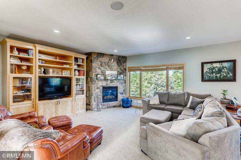 703 Savanna Trl, Delano, MN 55328