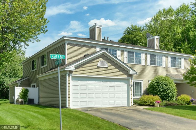 4410 Naper Bay #108, Eagan, MN 55122