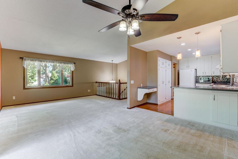 14682 Embry Pa, Apple Valley, MN 55124
