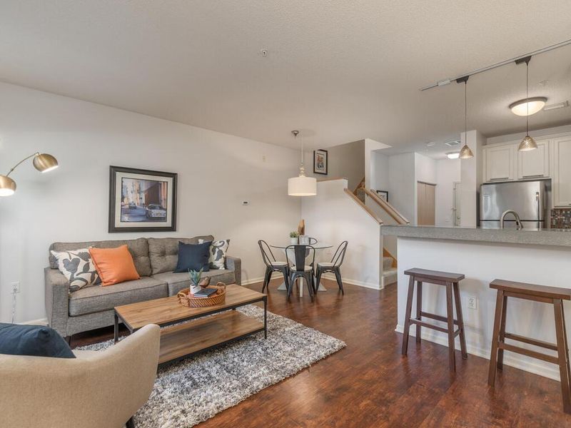 680 N 2nd St #108, Minneapolis, MN 55401