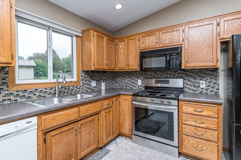 4434 4th St NW, Rochester, MN 55901