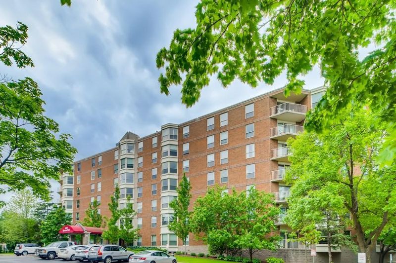 1425 W 28th St #118, Minneapolis, MN 55408