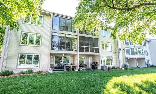 6807 Boudin St NE, Prior Lake, MN 55372