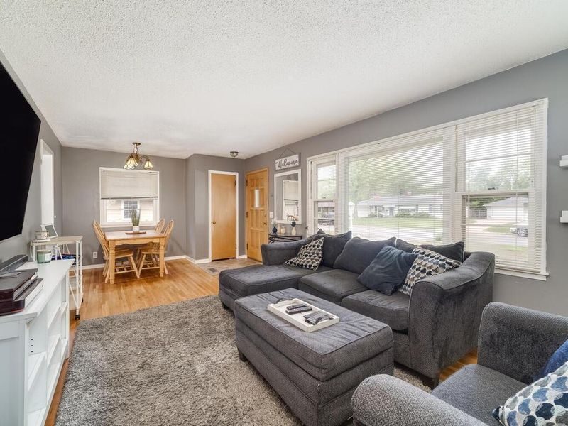 6927 16th Ave S, Richfield, MN 55423