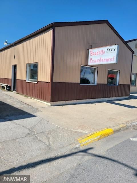 105 Main Ave S, Baudette, MN 56623