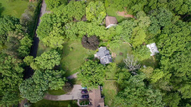14424 Woodhaven Rd, Minnetonka, MN 55345