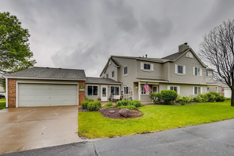 15947 Granada Ave, Apple Valley, MN 55124