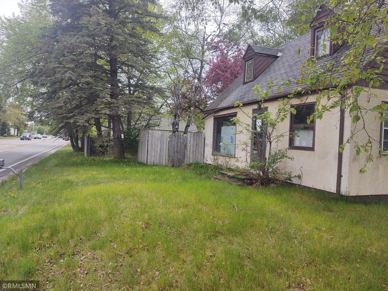 921 Mill Ave, Brainerd, MN 56401