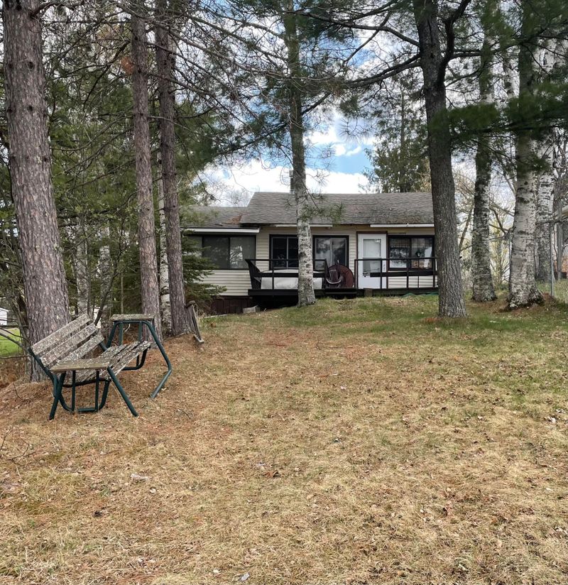 5969 Sunny Ln, Duluth, MN 55811