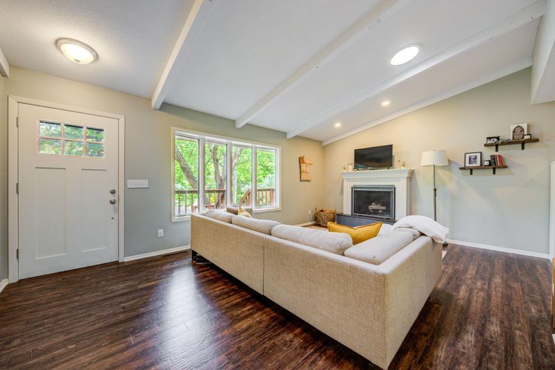 4109 Williston Rd, Minnetonka, MN 55345