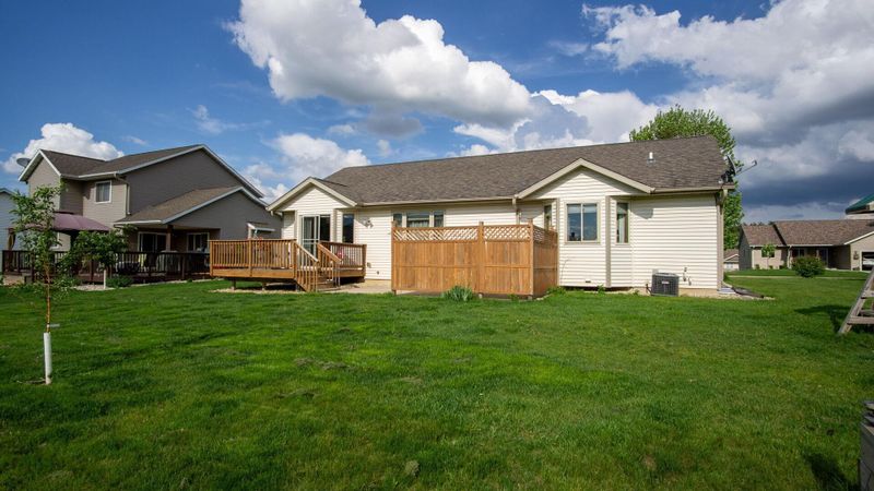 1910 Sloan St, Eau Claire, WI 54703