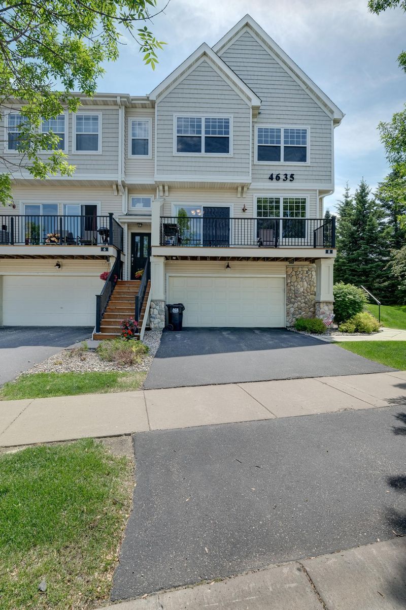 4635 Victor Pa #8, Hugo, MN 55038