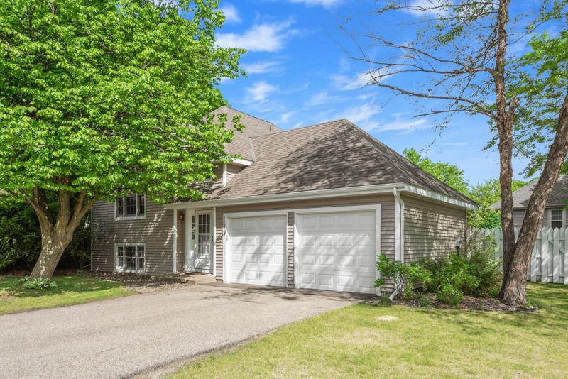 11267 49th Ave N, Minneapolis, MN 55442