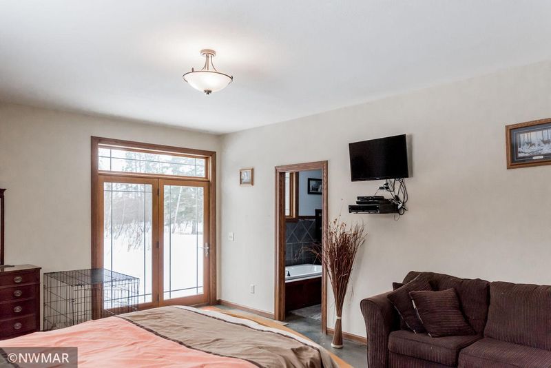 735 Wilton Hill Rd NW, Bemidji, MN 56601