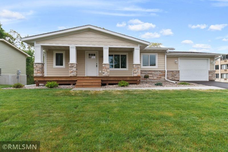 220 Madison St, Anoka, MN 55303
