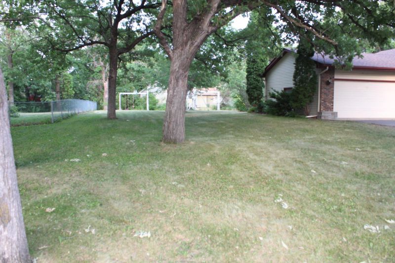 108 Leighton Cir, Big Lake, MN 55309
