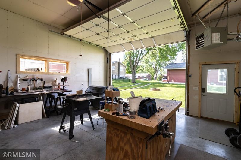 5850 Lower 182nd St W, Farmington, MN 55024