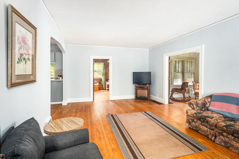 410 Chestnut Ave, Carlton, MN 55718