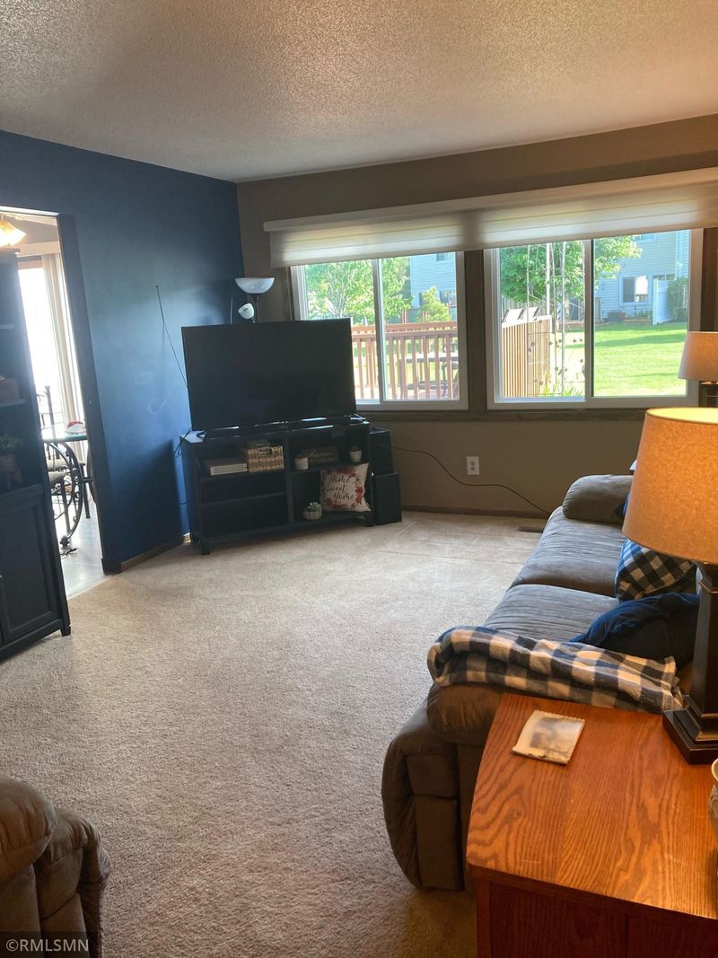 343 Pleasure Creek Dr, Blaine, MN 55434