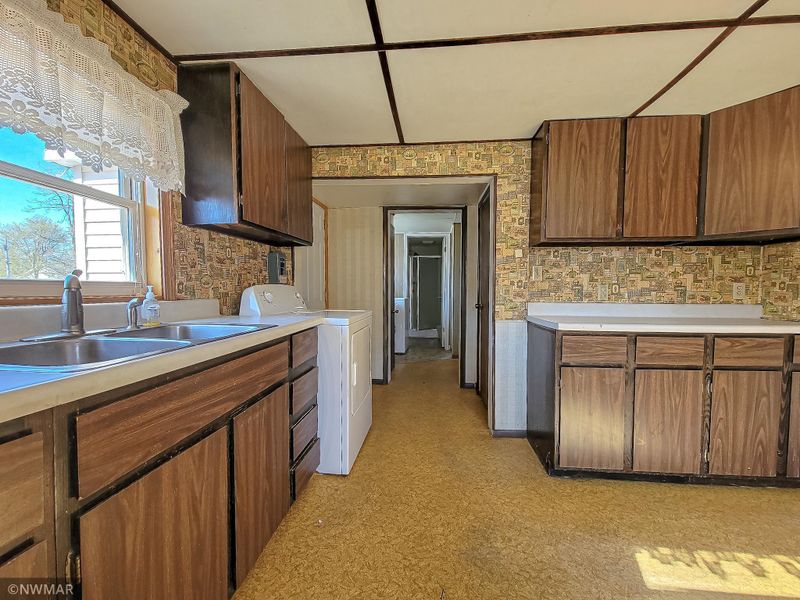 203 Gould Ave SE, Bemidji, MN 56601