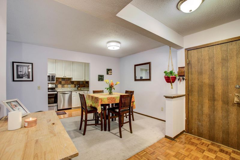 4120 Parklawn Ave #125, Edina, MN 55435