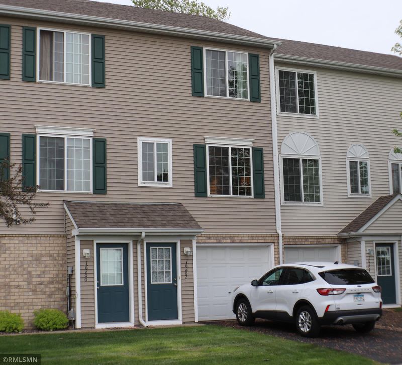 16202 71st St NE, Elk River, MN 55330