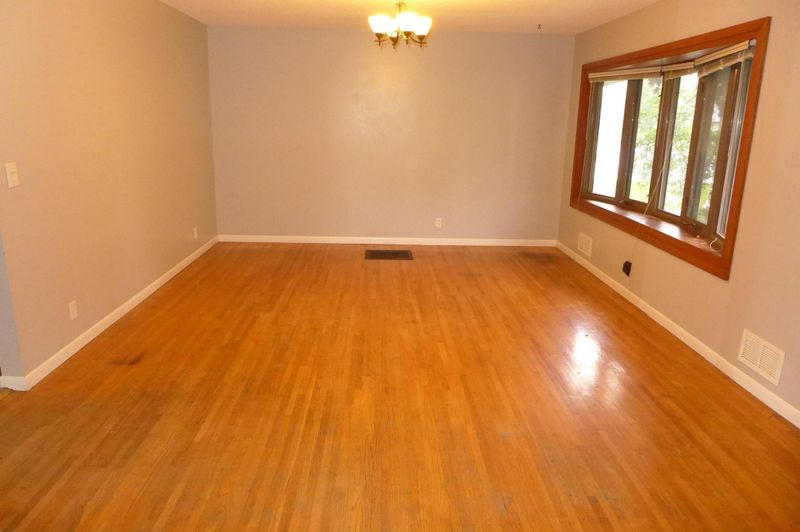 1600 14th Ave, Saint Paul Park, MN 55071