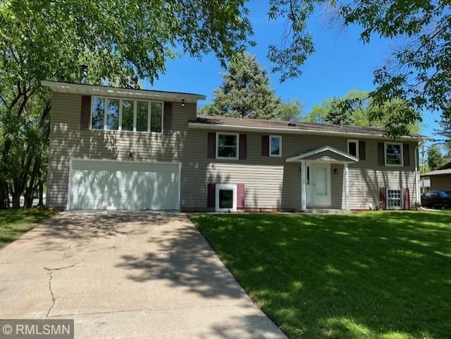 2517 103rd Ave NW, Coon Rapids, MN 55433