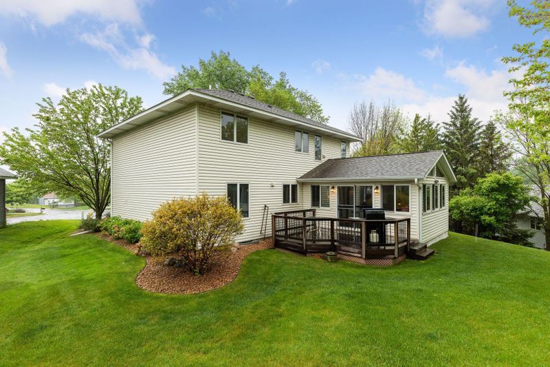1219 Duluth Ct, Maplewood, MN 55109