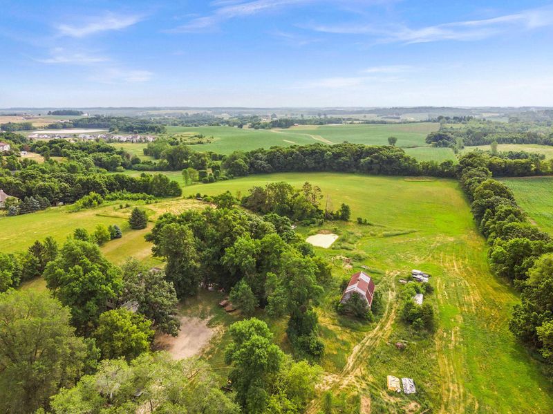 425 Singing Hills Dr SE, Lonsdale, MN 55046