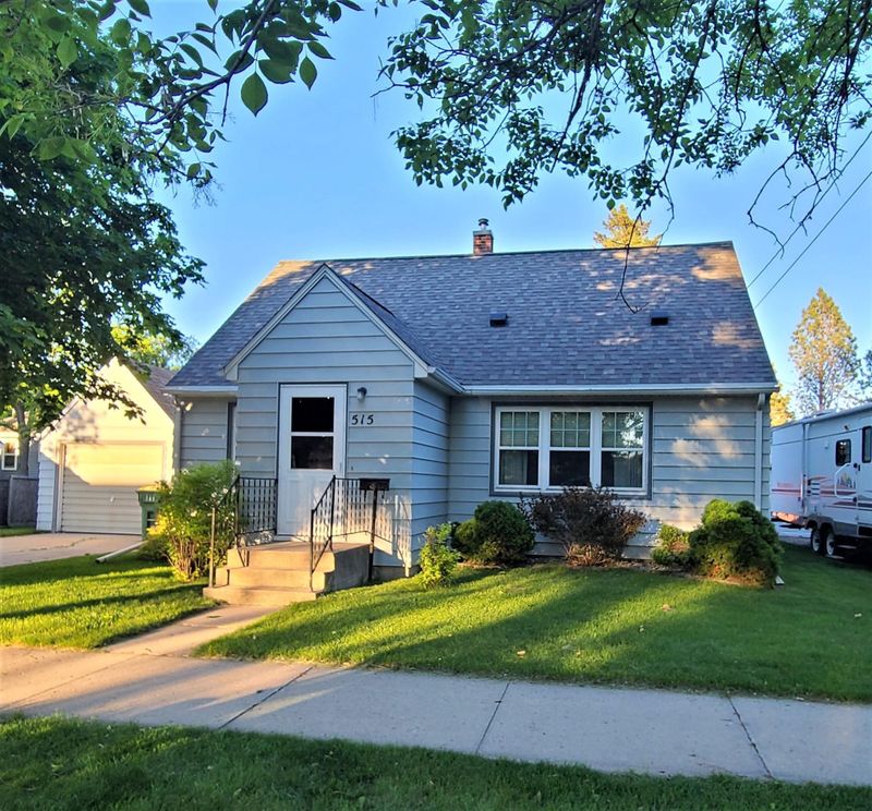 515 6th Ave SE, Pipestone, MN 56164