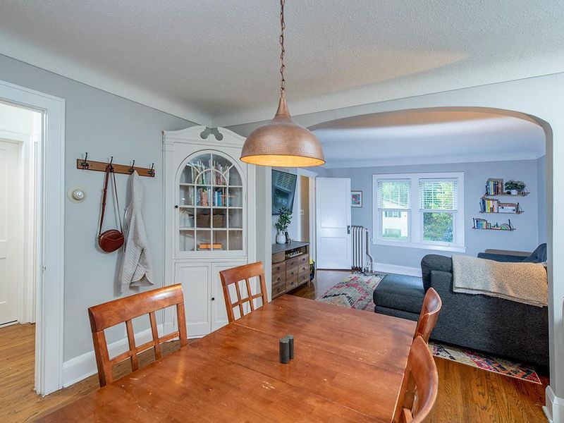 1357 Jefferson Ave, Saint Paul, MN 55105