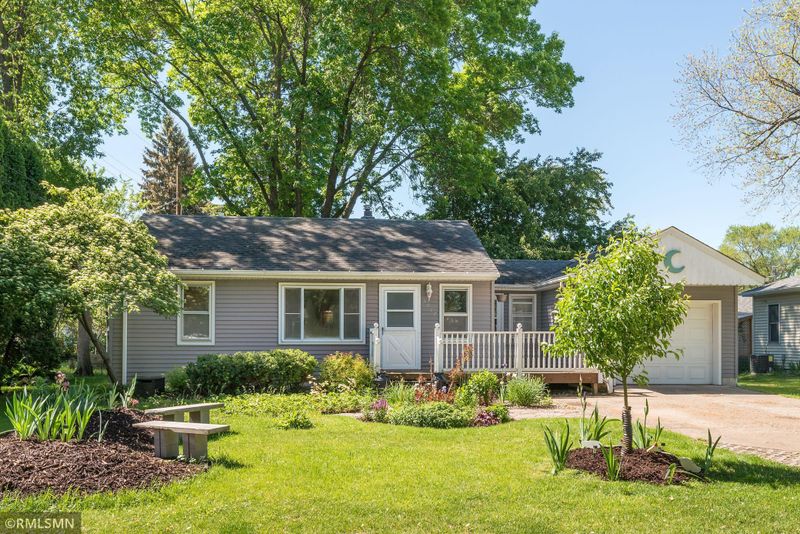 5917 46th Ave N, Crystal, MN 55422