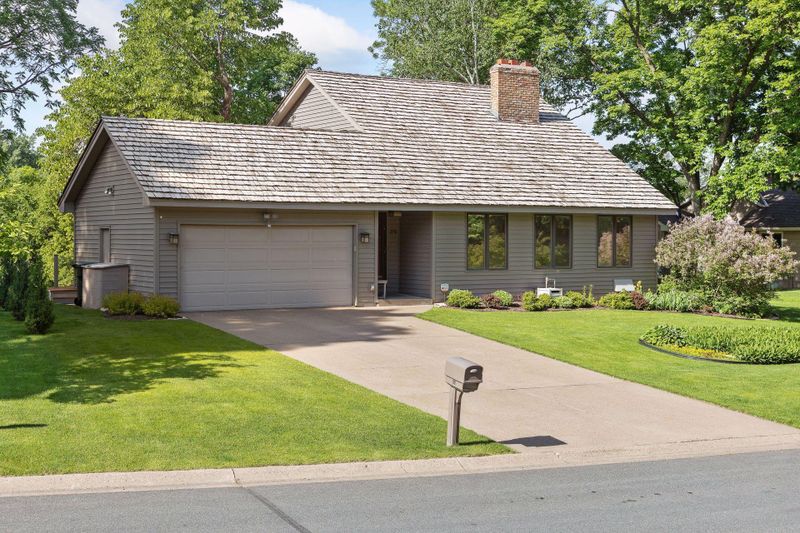 2712 Rice Creek Ter, New Brighton, MN 55112