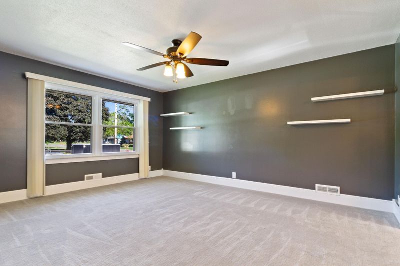 7118 Fremont Ave N, Brooklyn Center, MN 55430