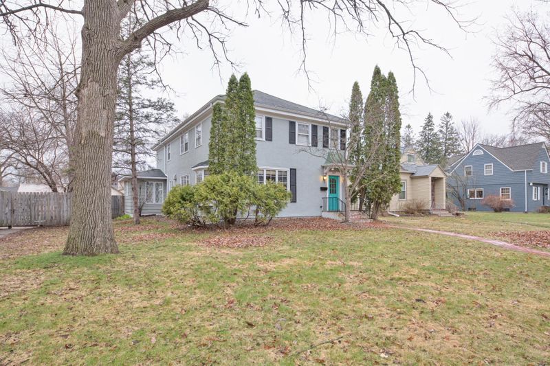 1017 NW 2nd Ave, Grand Rapids, MN 55744