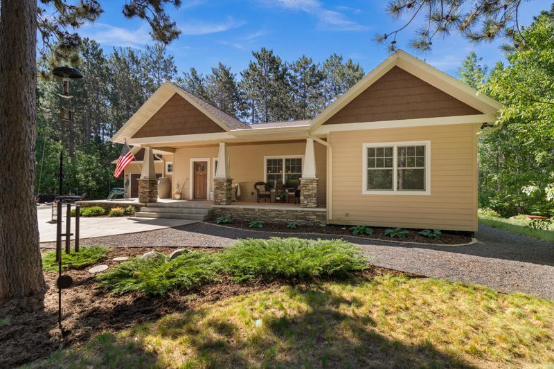 19375 Woods Edge Trl, Brainerd, MN 56401