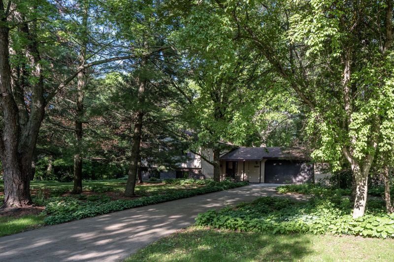 2689 Daybreak Ct SE, Rochester, MN 55904